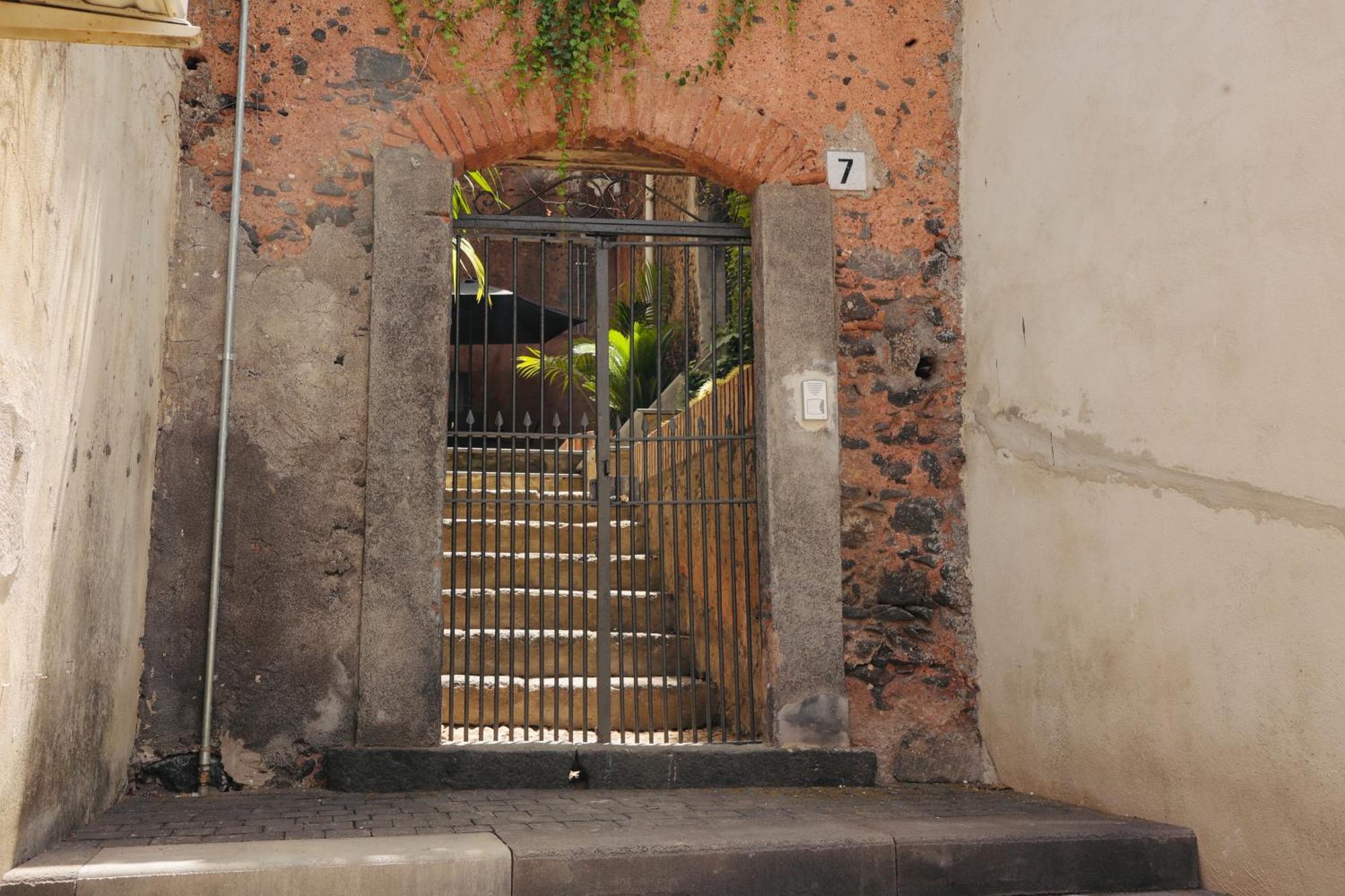 Fuochisti House Apartment Catania Exterior photo